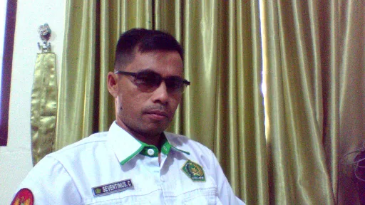 Foto Seventinus Cliadi