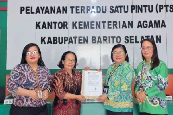 STL Diserahkan, Kemenag Barsel Dorong Tertib Administrasi Gereja GBI Kalahien