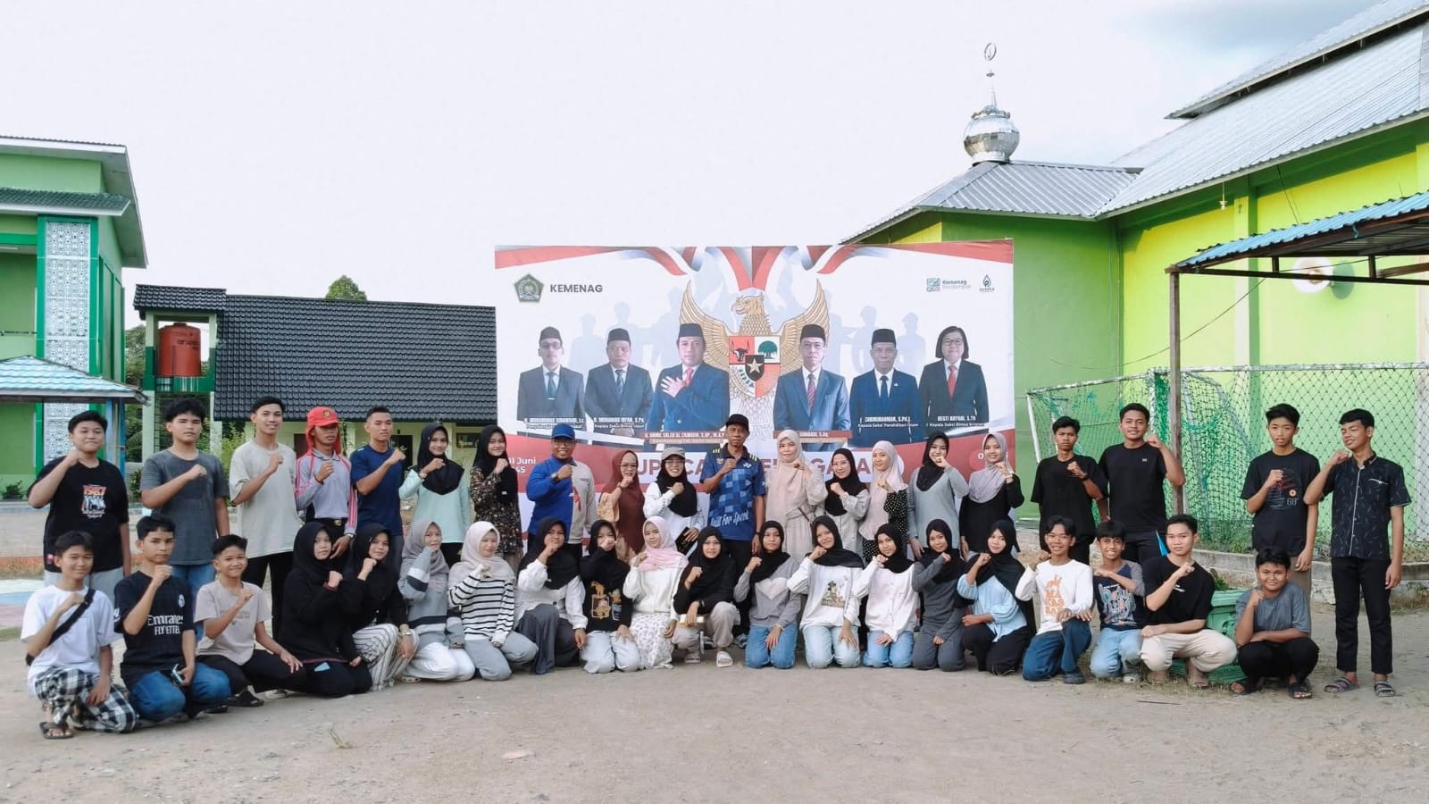 Jelang Hari Lahir Pancasila 2026, Kemenag Barsel Matangkan Persiapan Upacara di MTsN Barito Selatan