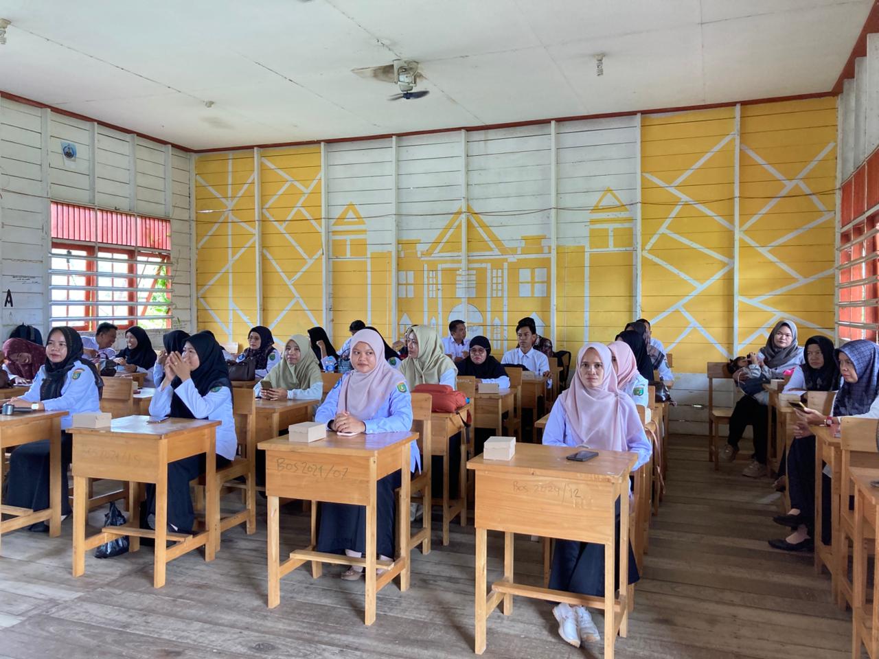 Bahas Integrasi KBC, Pengawas PAI Dorong MGMP Jadi Ruang Upgrade Pembelajaran