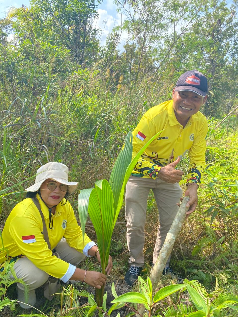 Pohon Ditanam, Kesadaran Dibangun: Bimas Hindu Barsel Jalankan Green Dharma