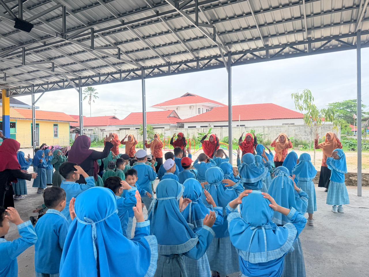 DWP Kemenag Barsel Hadirkan Program “DWP Mengajar” sebagai Unggulan Bidang Pendidikan